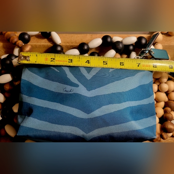 Coach Teal and Light Blue Cosmetic Bag With Logo  Hang Tag - Picture 9 of 12